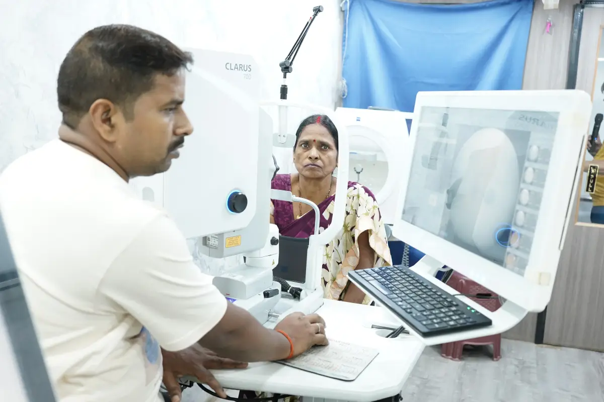 Cornea clinic — slit-lamp examination
